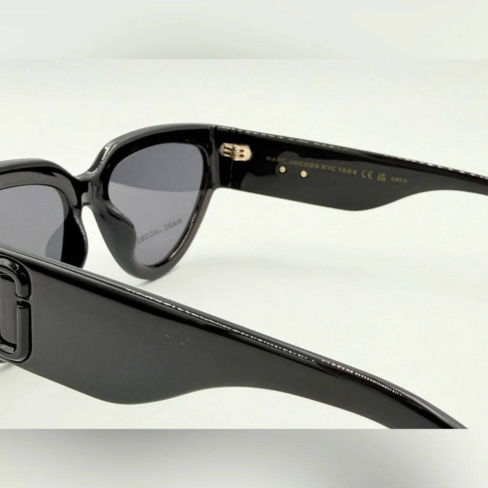 Marc Jacobs Cat Eye Sunglasses 645/s Glossy Black w/ Grey Lens 57m Fashion Frame